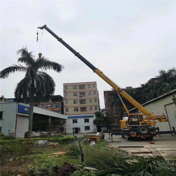 普安12吨吊车出租一天的收费标准是什么