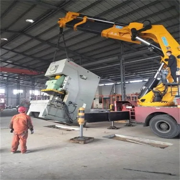 普安80吨折臂吊车出租附近电话