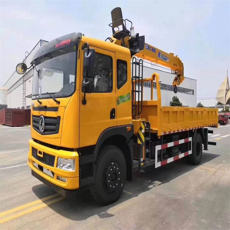 普安附近找一辆随车吊出租