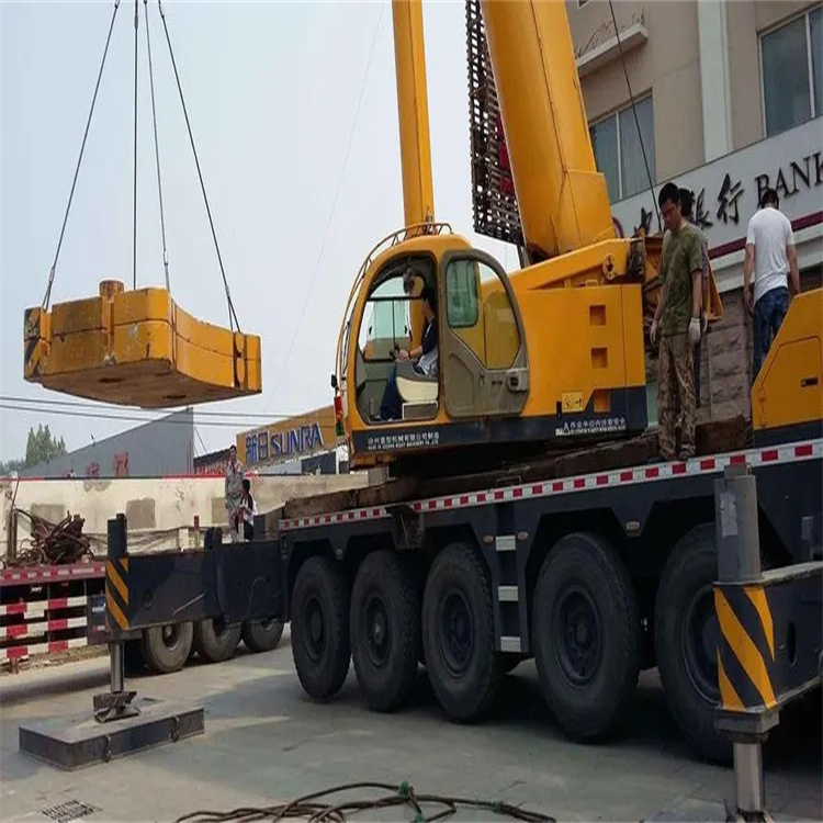 普安当地吊车出租|机器吊装|75吨|工厂搬迁服务